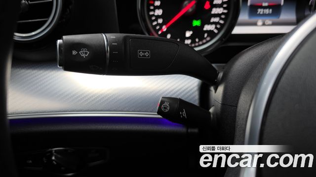 Mercedes-Benz E-Class 2020 — photo 13