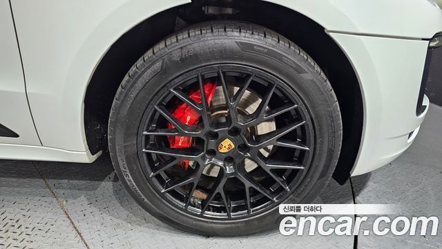 Porsche Macan 2018 — photo 5