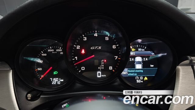 Porsche Macan 2018 — photo 8