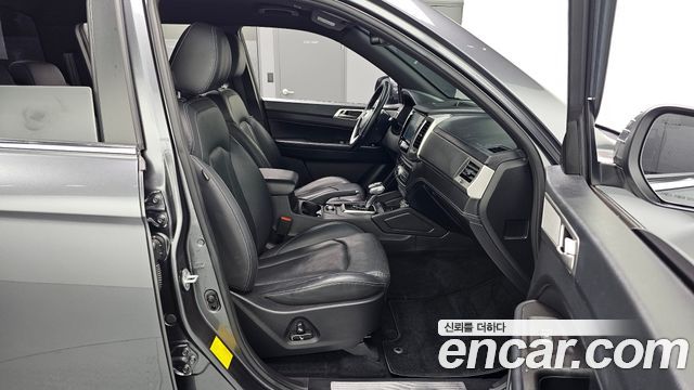 KG Mobility Rexton 2019 — photo 12