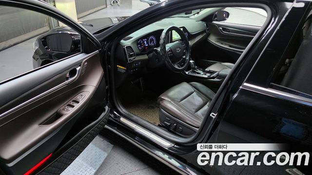 Hyundai Grandeur 2018 — photo 10