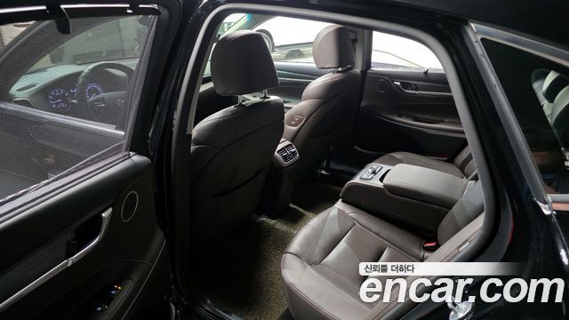 Hyundai Grandeur 2018 — photo 11