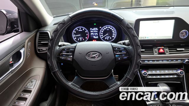 Hyundai Grandeur 2018 — photo 13