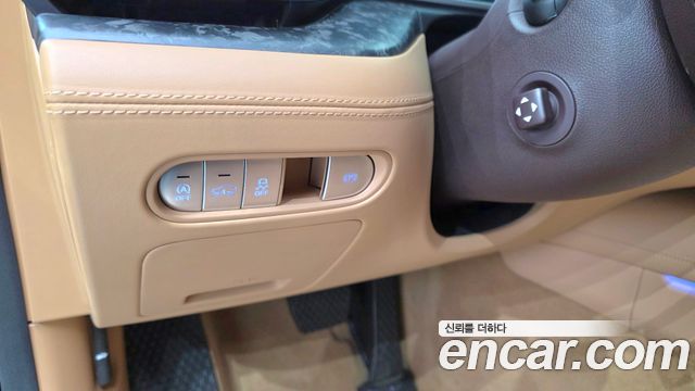 Genesis G90 2023 — photo 10