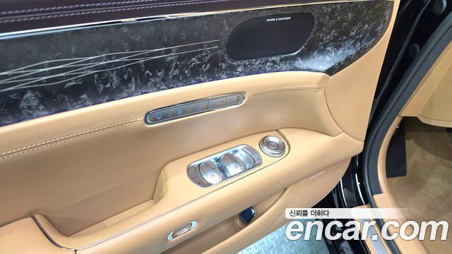 Genesis G90 2023 — photo 11