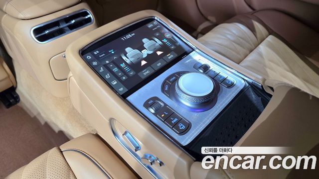 Genesis G90 2023 — photo 16