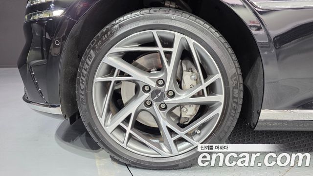 Genesis G90 2023 — photo 19