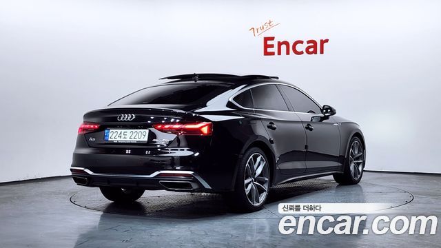 Audi A5 2021 — photo 2