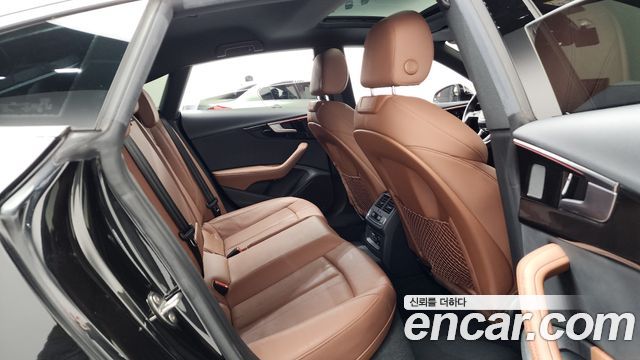Audi A5 2021 — photo 12