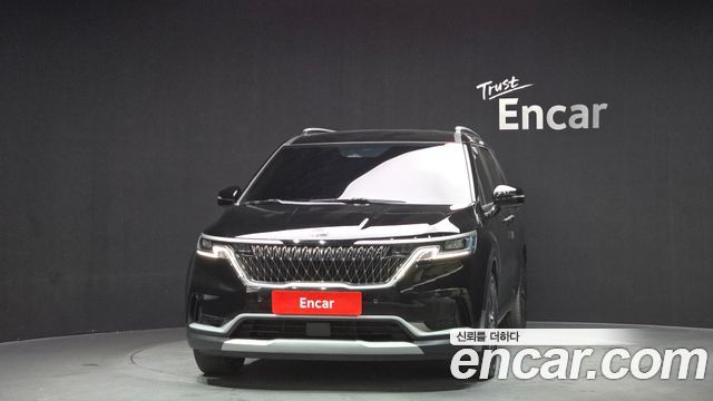 Kia Canival 2021 — photo 3