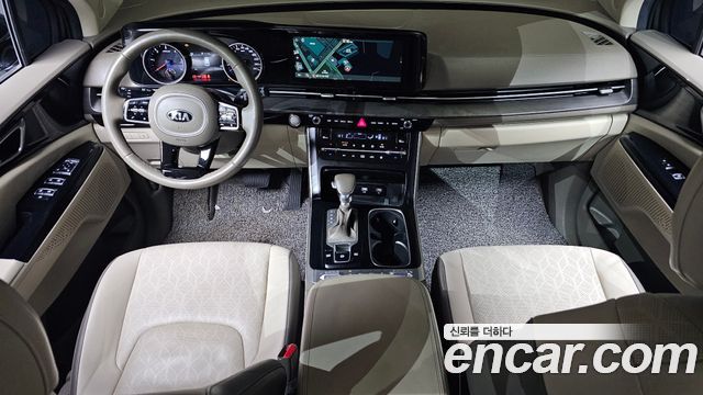 Kia Canival 2021 — photo 7