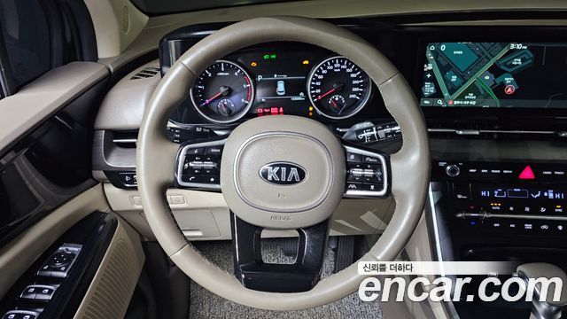 Kia Canival 2021 — photo 13