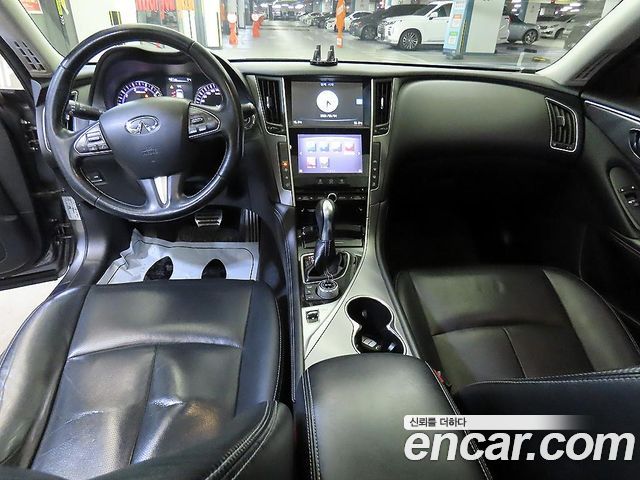 Infiniti Q50 2014 — photo 10