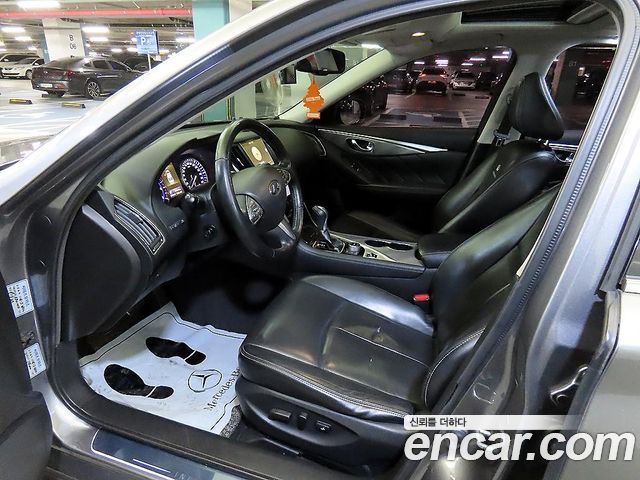 Infiniti Q50 2014 — photo 19