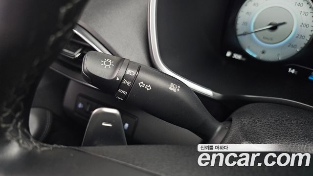 Hyundai Santafe 2021 — photo 18