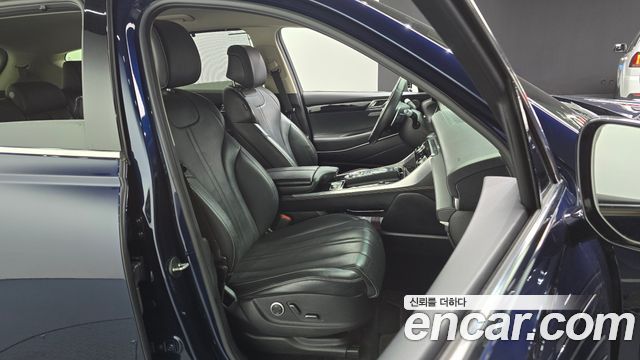 Genesis GV80 2020 — photo 12