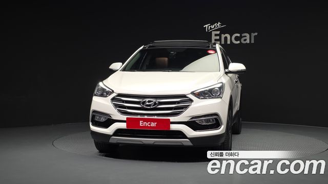 Hyundai Santafe 2016 — photo 3
