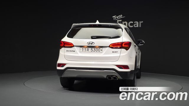 Hyundai Santafe 2016 — photo 4