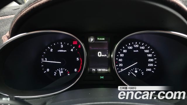 Hyundai Santafe 2016 — photo 8