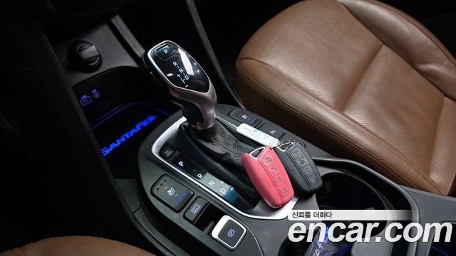 Hyundai Santafe 2016 — photo 9