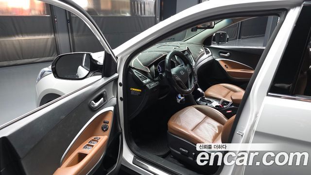 Hyundai Santafe 2016 — photo 10