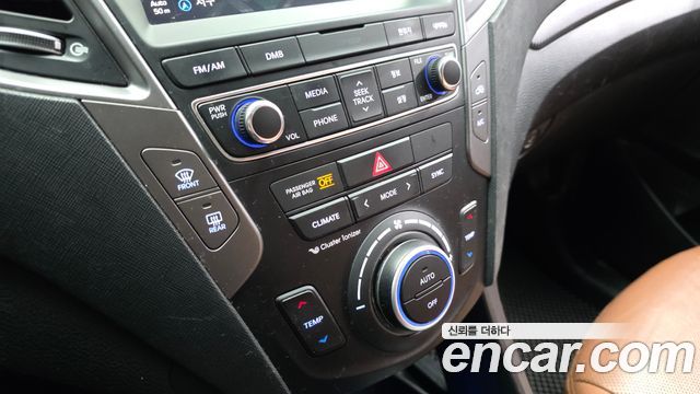 Hyundai Santafe 2016 — photo 16