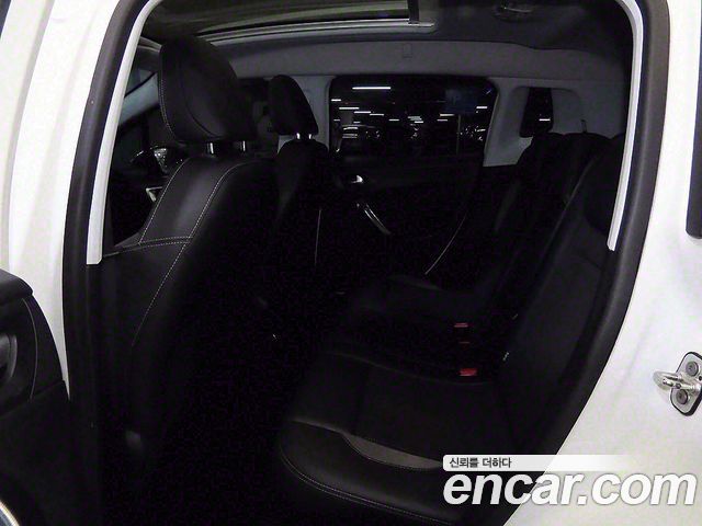 Peugeot 2008 2015 — photo 7