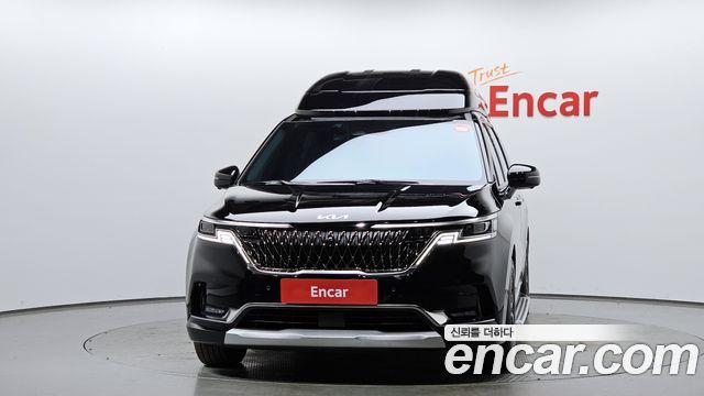 Kia Canival 2023 — photo 3