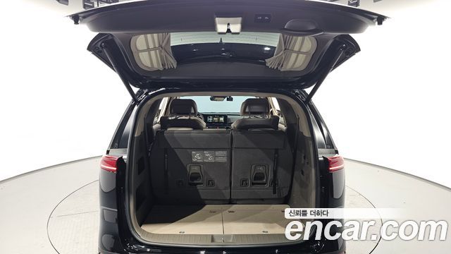 Kia Canival 2023 — photo 20