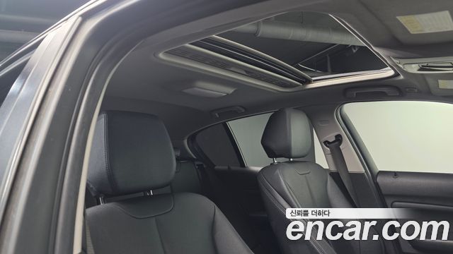 BMW 1-Series 2013 — photo 17