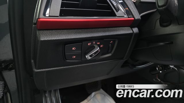 BMW 1-Series 2013 — photo 18