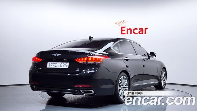 Genesis G80 2018 — photo 2