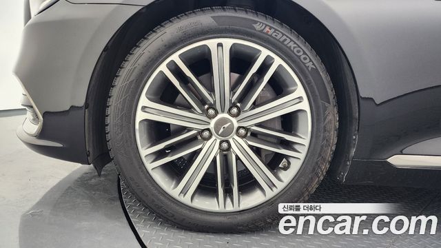 Genesis G80 2018 — photo 5