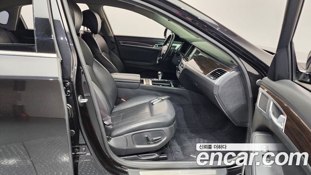Genesis G80 2018 — photo 11