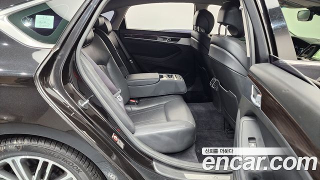 Genesis G80 2018 — photo 12