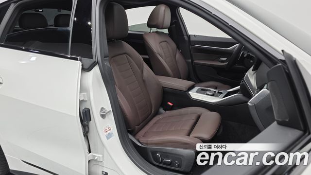 BMW 4-Series 2024 — photo 10