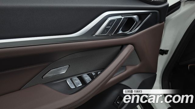 BMW 4-Series 2024 — photo 18