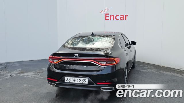 Hyundai Grandeur 2017 — photo 4
