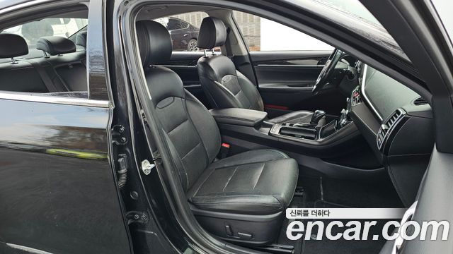 Hyundai Grandeur 2017 — photo 10
