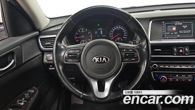 Kia K5 2017 — photo 14