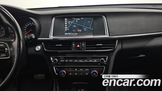 Kia K5 2017 — photo 15