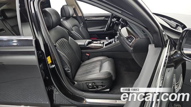 Genesis G90 2019 — photo 12