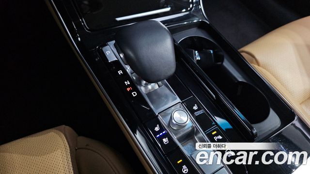 Kia K7 2021 — photo 9