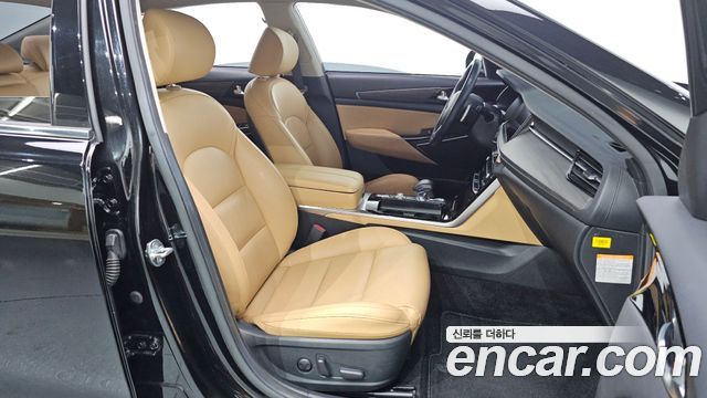 Kia K7 2021 — photo 11