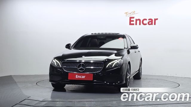 Mercedes-Benz E-Class 2020 — photo 3