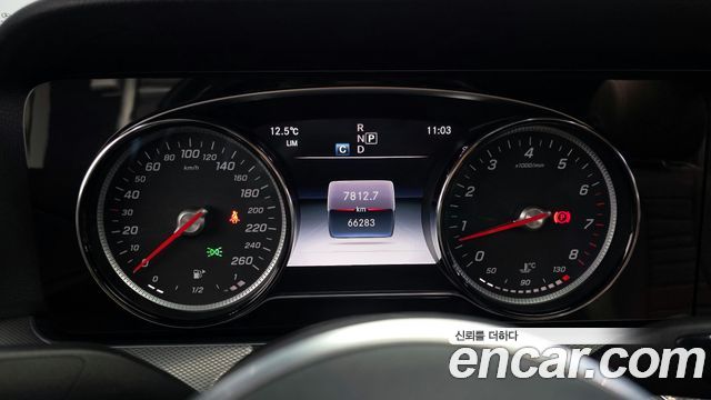 Mercedes-Benz E-Class 2020 — photo 8