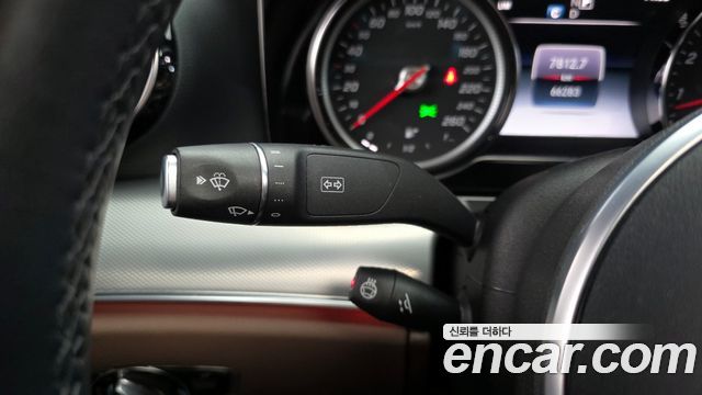 Mercedes-Benz E-Class 2020 — photo 18