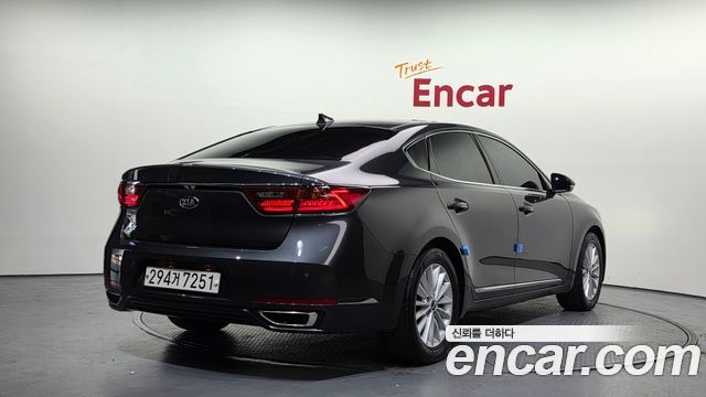 Kia K7 2018 — photo 2