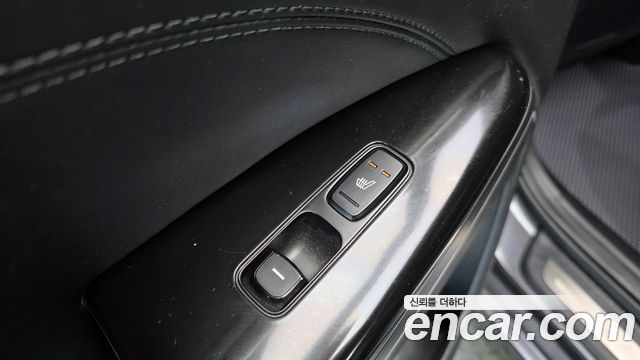 Kia K7 2018 — photo 19