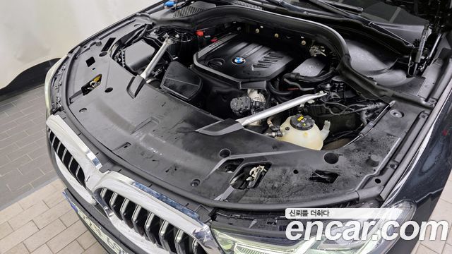 BMW Gran Turismo 2021 — photo 6